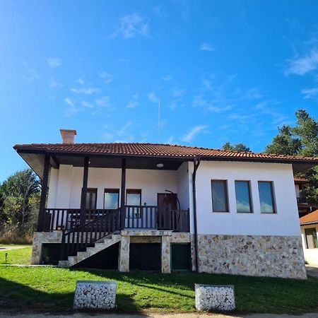 باتاك Вила Мариам Villa Mariam المظهر الخارجي الصورة